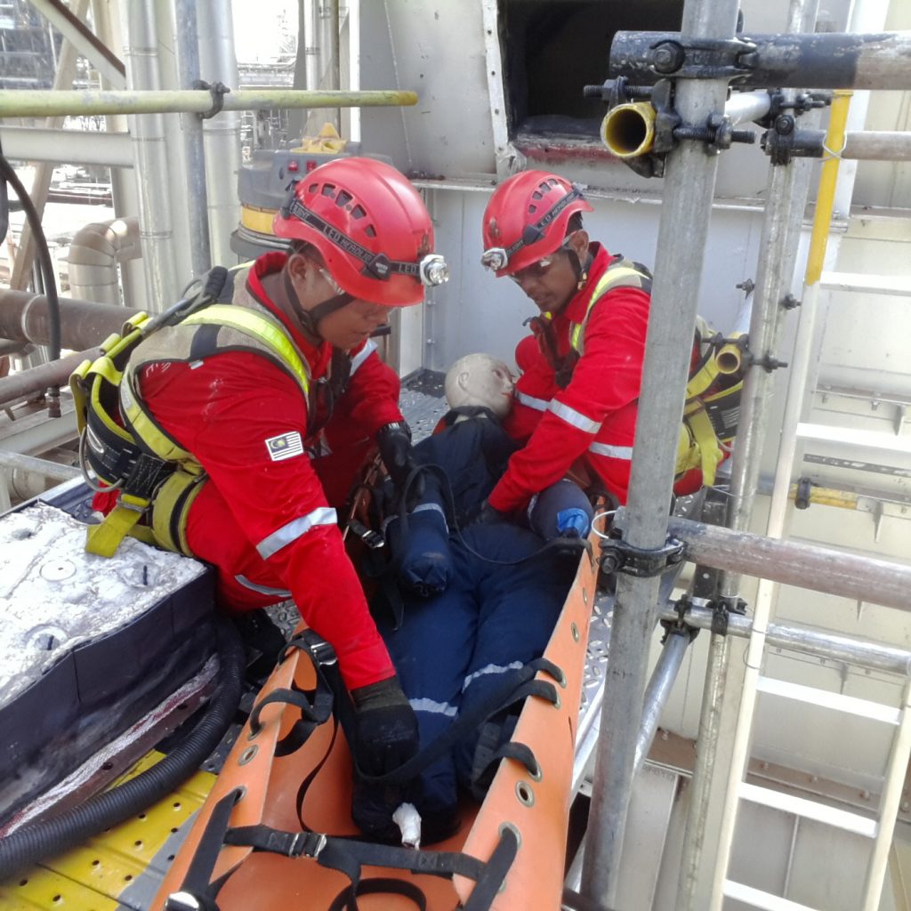 confined space rescue team